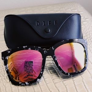 Diff Eyewear Bella Sunglasses